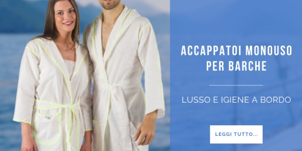 Accappatoi monouso per barche: lusso e igiene a bordo 